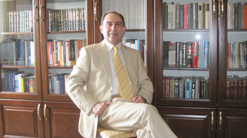 Ali dəyər – alimlik