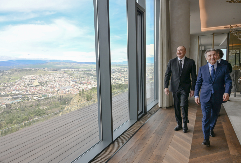 İvanaşvilinin adından İlham Əliyevin şərəfinə lanç verildi (FOTO)