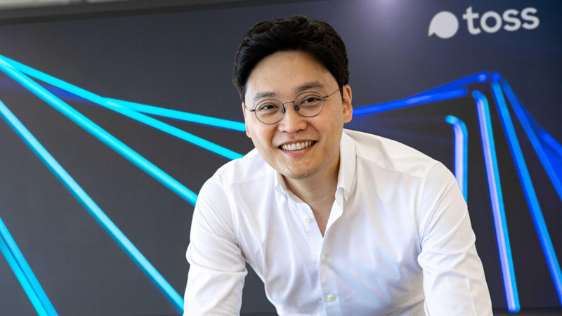 Şirkət rəhbəri işçilərinin kirayə xərclərini və kreditlərini ömürlük ödəyəcək