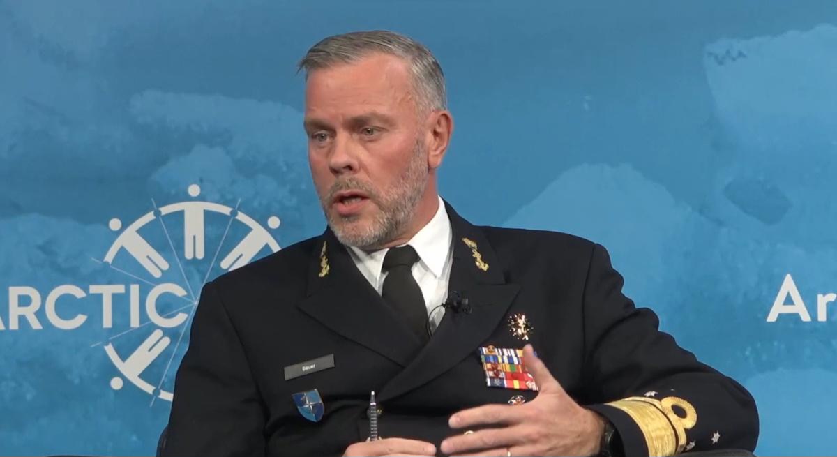 Admiral Rusiyanın Aİ ölkəsinə hücum ehtimalını qiymətləndirdi