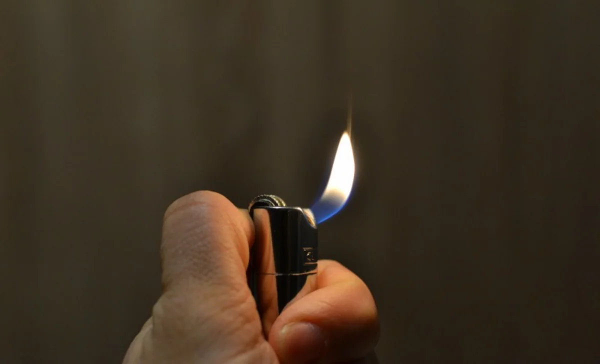 Bakıda sinif yoldaşını yandıran məktəbli həbs edildi