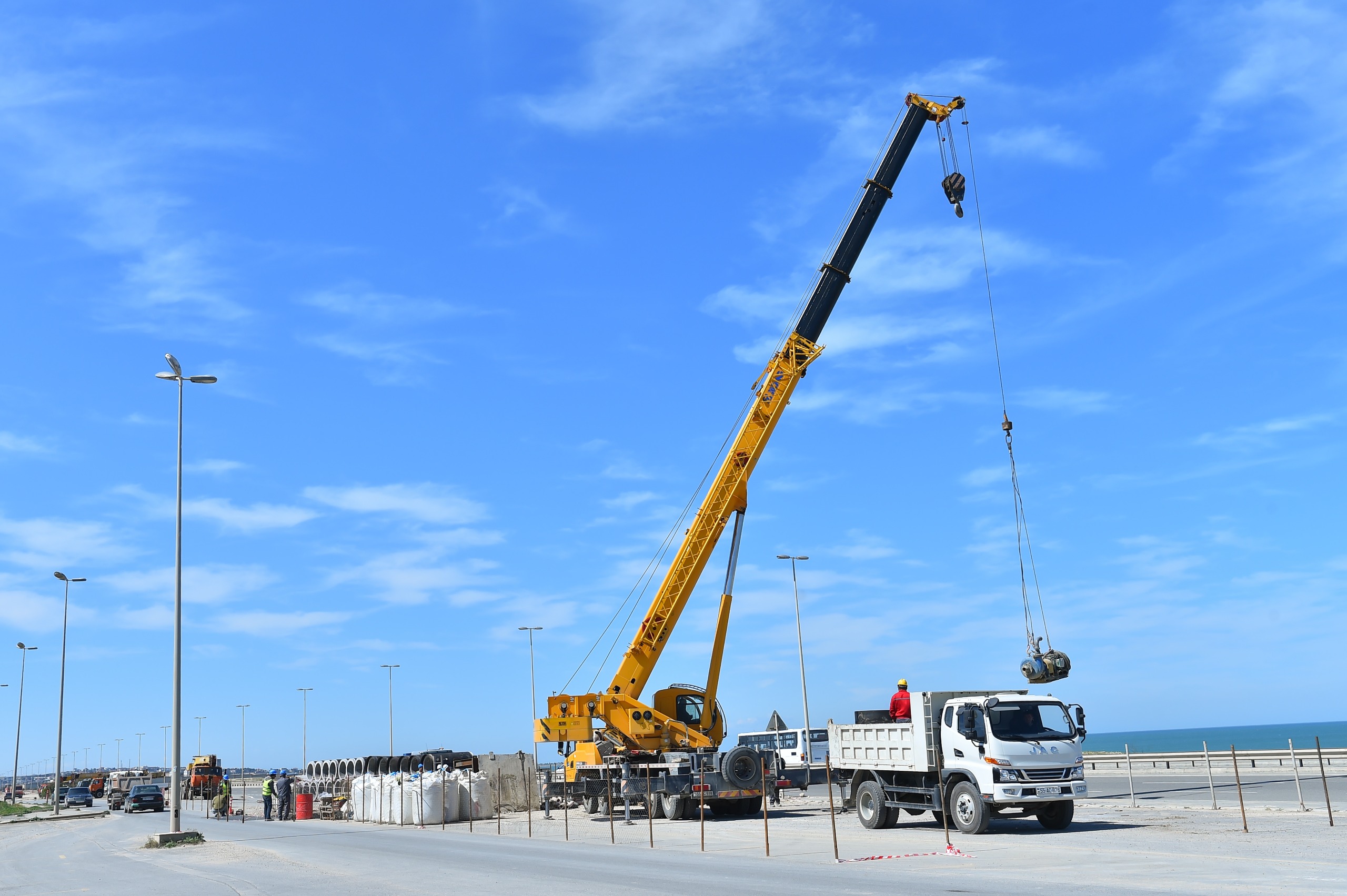 Pirşağı hövzəsi üzrə kanalizasiya kollektorları və tullantı sutəmizləyici qurğu tikilir (FOTO/VİDEO)