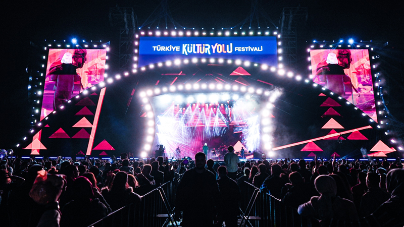 Türkiyənin Mədəniyyət Marşrutu Festivalları 26 şəhərlə yeni mərhələyə qədəm qoyur (FOTO)