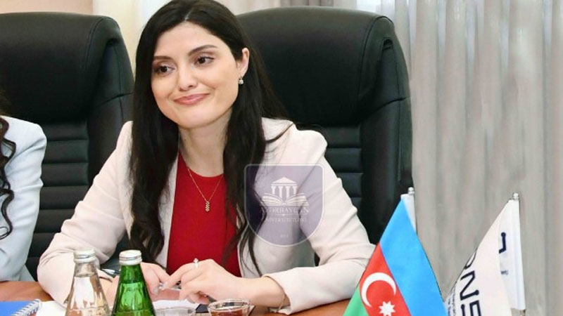 32 yaşında prorektor oldu