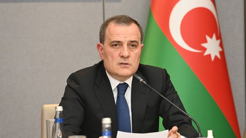 Ceyhun Bayramov Mixail Qaluzin ilə görüşdü