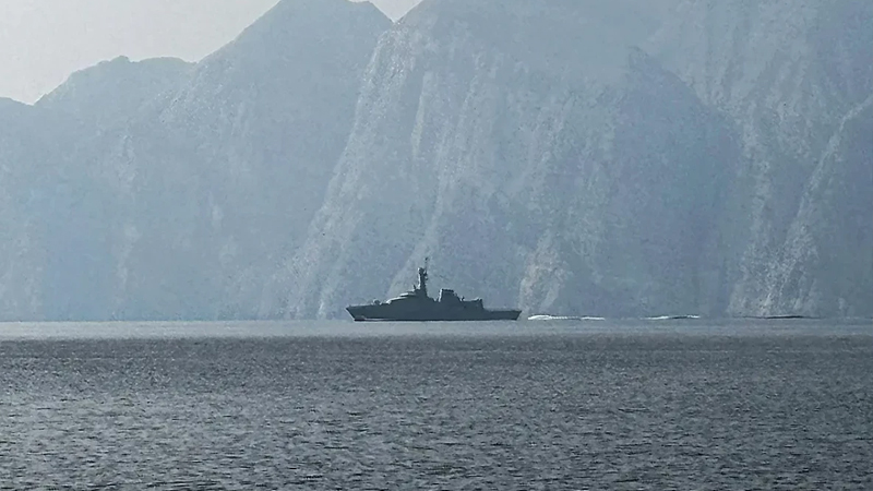 İran Hörmüz boğazında nəzarəti gücləndirir