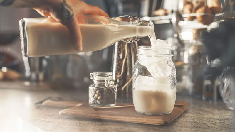 Hər gün süd içsək, sümüklərimizdə nə baş verər? - Ditetoloqlar açıqladı