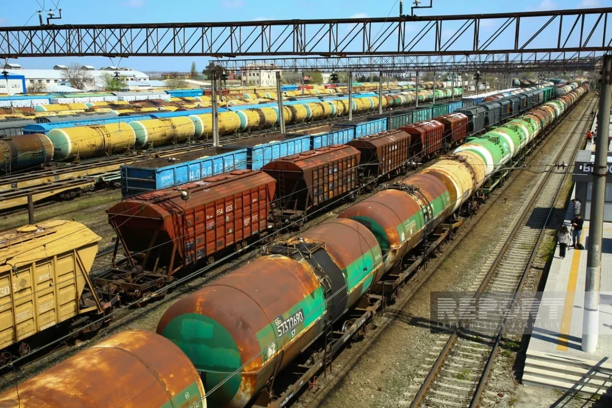 Ermənistana dizel yanacağı və gübrə daşıyan qatar Biləcəridən yola düşdü (YENİLƏNİB)