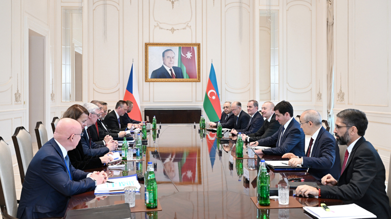 İlham Əliyev və Andrey Babiş mətbuata bəyanatlarla çıxış etdi (YENİLƏNİB)