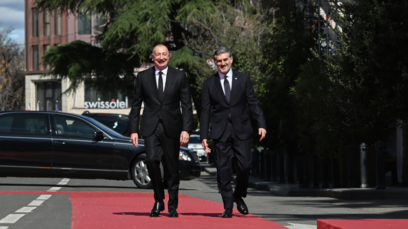 Azərbaycan və Gürcüstan Prezidentlərinin təkbətək görüşü oldu (YENİLƏNİB)