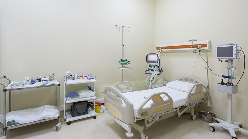 Tanınmış həkimin vəkili ittihamları cavablandırdı