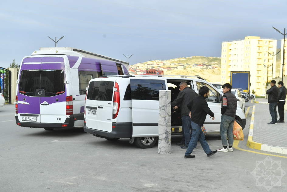 Xocavənd, Qırmızı Bazar və Xanobaya köç karvanları yola salındı (FOTO)