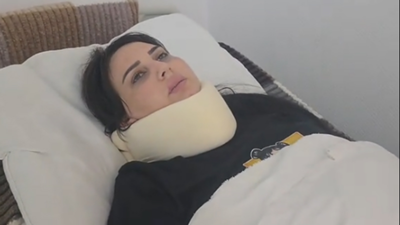 Azərbaycanda müğənni sevgilisi tərəfindən döyüldüyünü iddia edir (VİDEO)