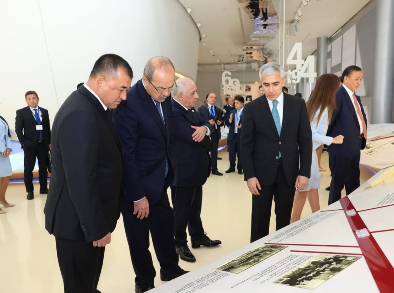 TDT rəhbərləri Heydər Əliyev Mərkəzində (FOTOLAR)