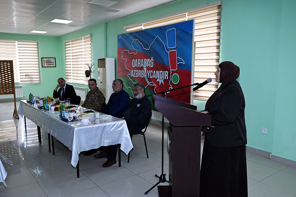 XTQ-nin Aprel şəhidlərinin xatirəsi ehtiramla yad olundu (FOTO)