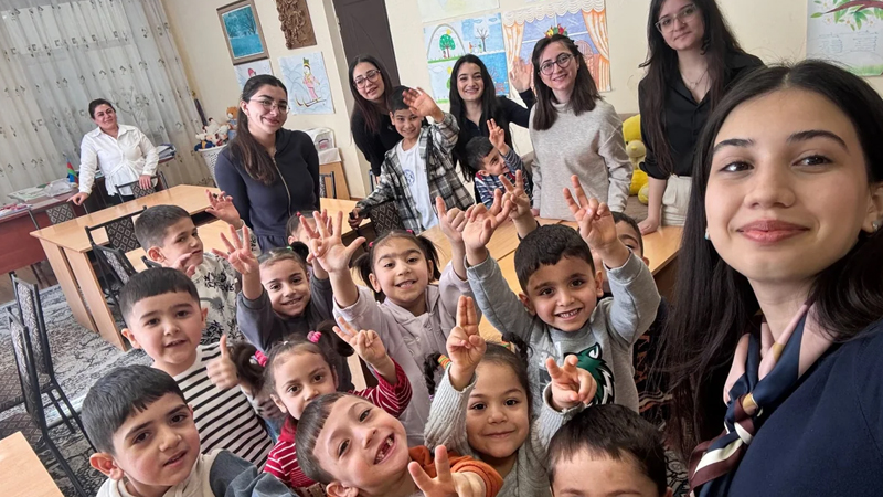 Leyla Əliyevanın təşəbbüsü ilə uşaq evlərində sosial-emosional öyrənmə proqramı icra olunur (FOTO)