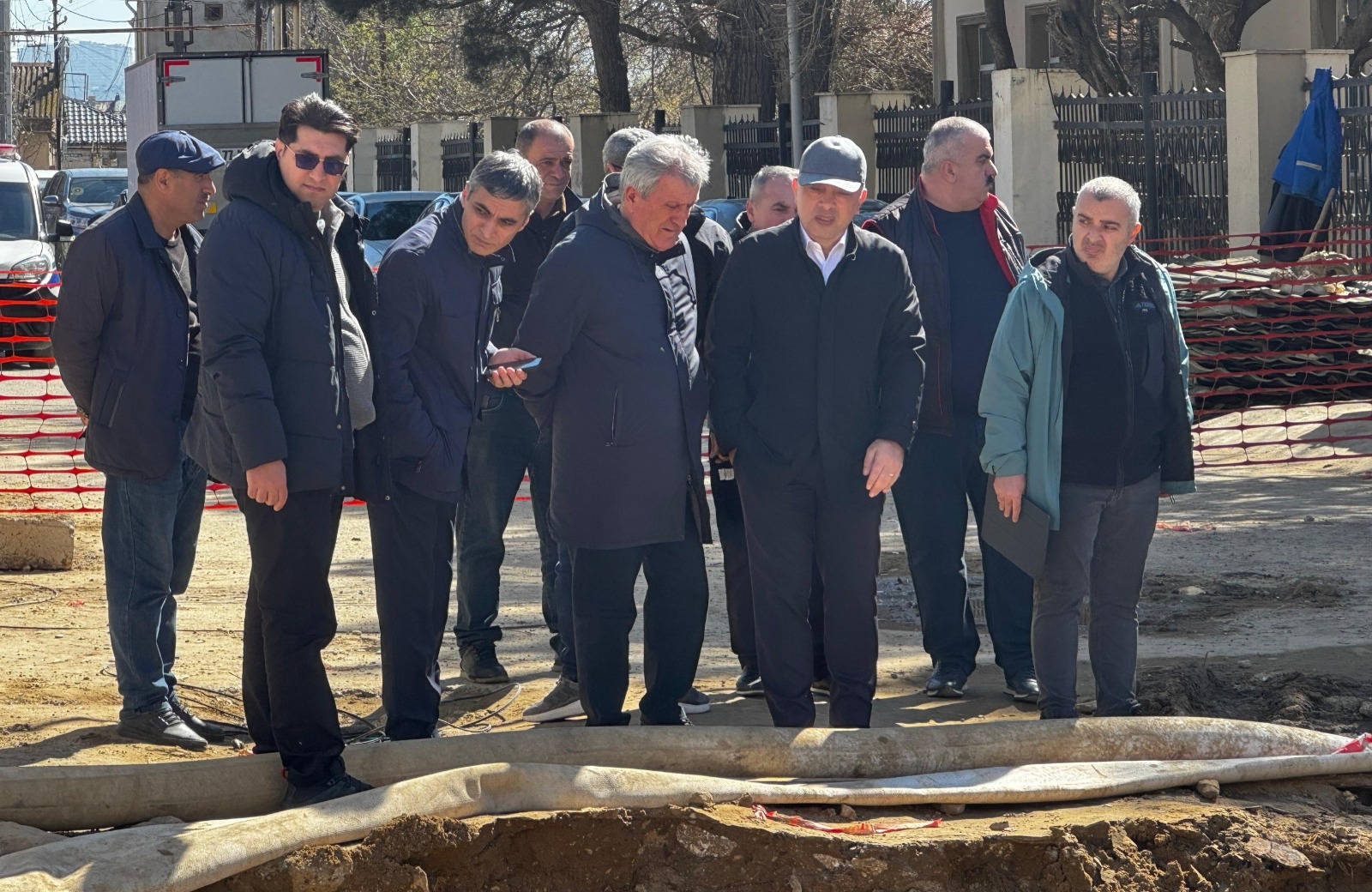 ADSEA sədri ərazidə kollektorun tikinti-bərpa işlərinin gedişatı ilə tanış oldu (FOTO)