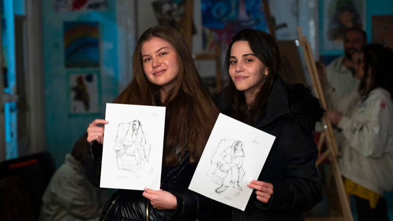 Yaradıcı gəncləri birləşdirən “EmalArtxana” – Yaxud köhnə binada yeniliklərə imza atan komanda (FOTO)