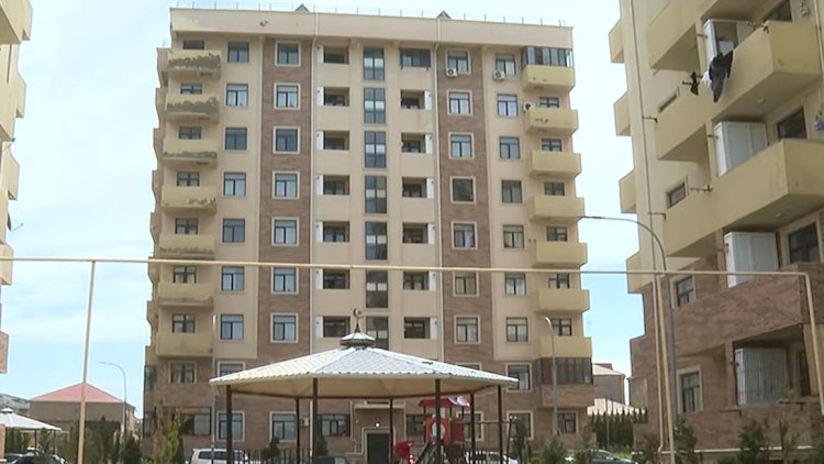 Şəhid ailələri üçün tikilən bina təhlükədə (VİDEO)