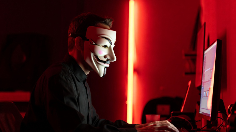 Azərbaycanda genişmiqyaslı fişinq hücumu: Minlərlə vətəndaş hədəfdə