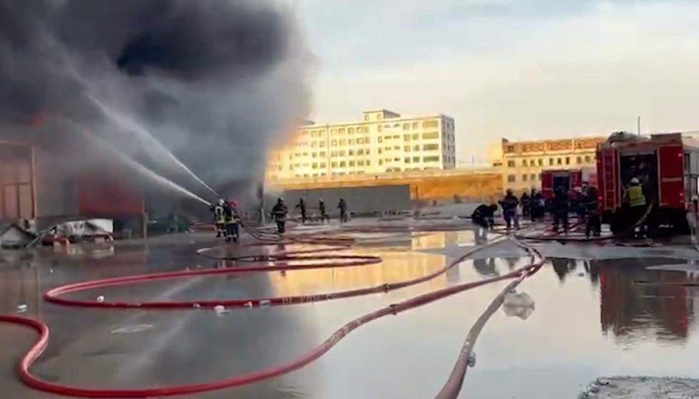 Lökbatandakı yanğın nəzarətə götürülüb, 2 helikopter cəlb olunub (VİDEO/FOTO/YENİLƏNİB)
