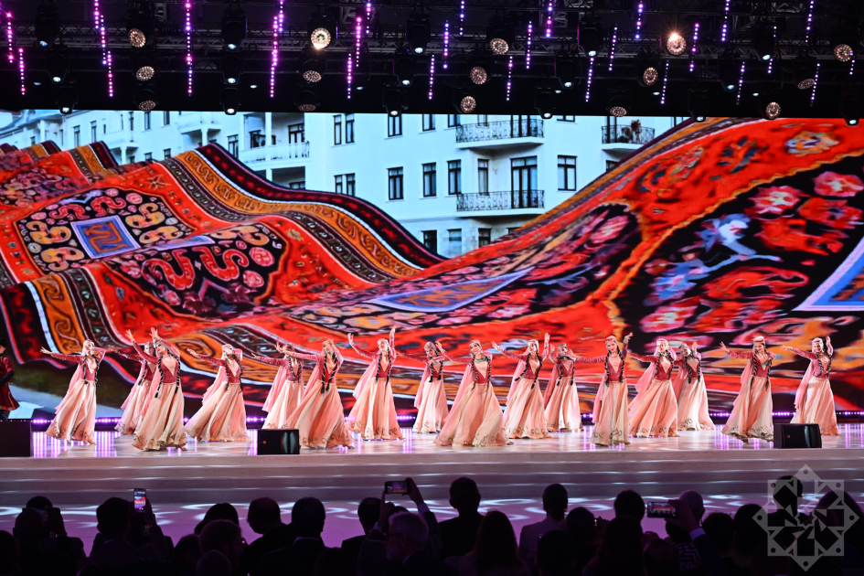WUF13 başa çatdı: Bağlanış mərasimi keçirildi (FOTO)