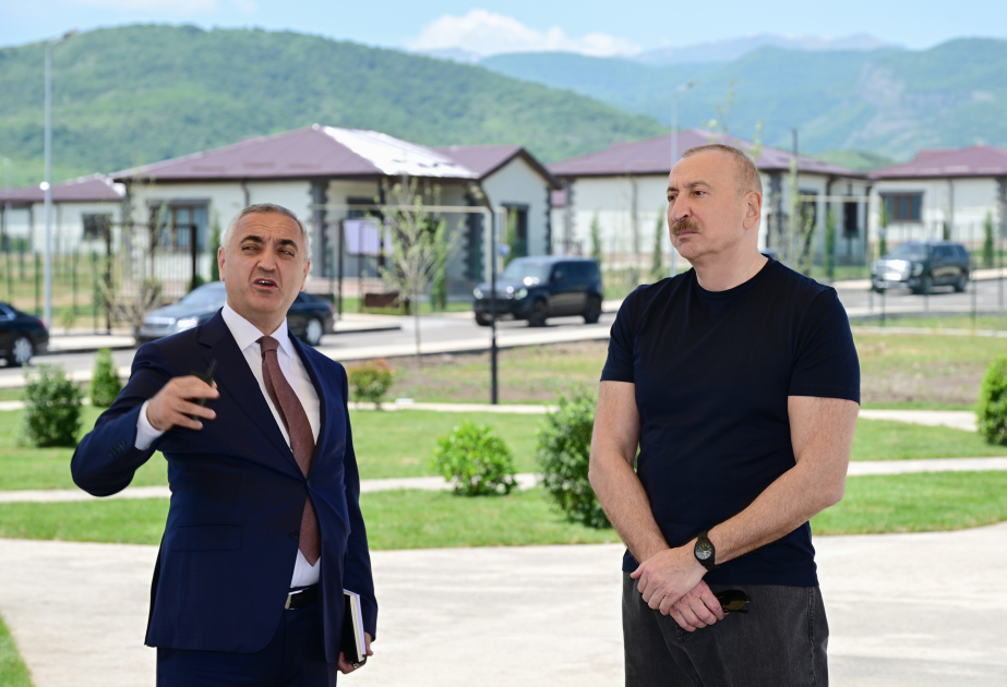 Prezident Şuşa və Xankəndiyə səfər etdi (FOTO)