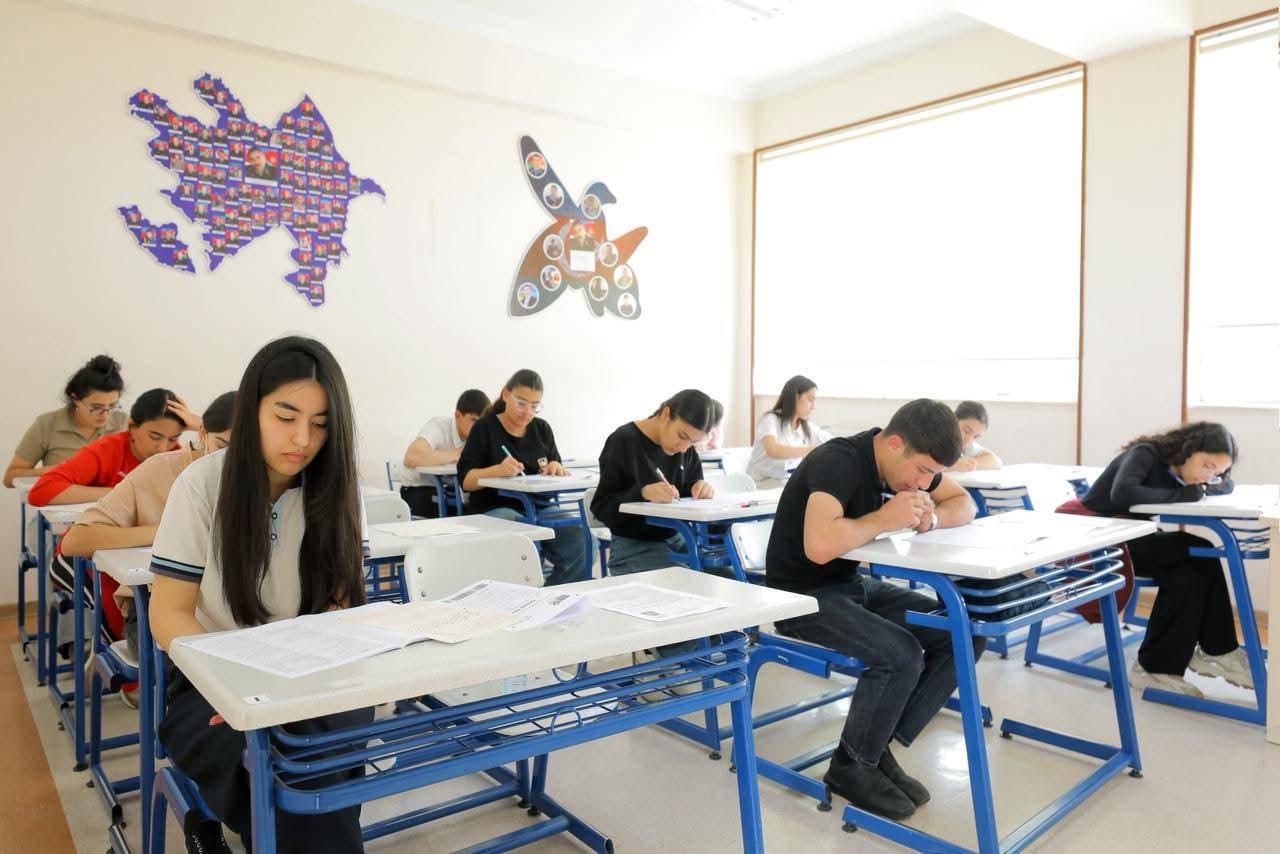57 min nəfər imtahan verdi, yeddisində telefon aşkarlandı (FOTO)