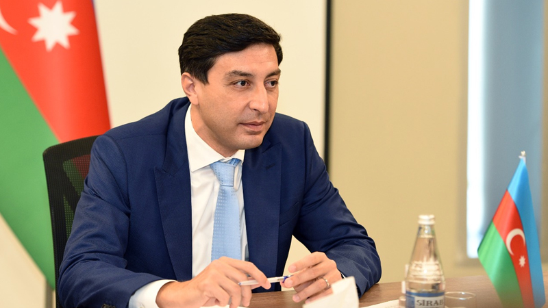 Nazir sabiq müşavirini lisey direktoru təyin etdi (FOTO)
