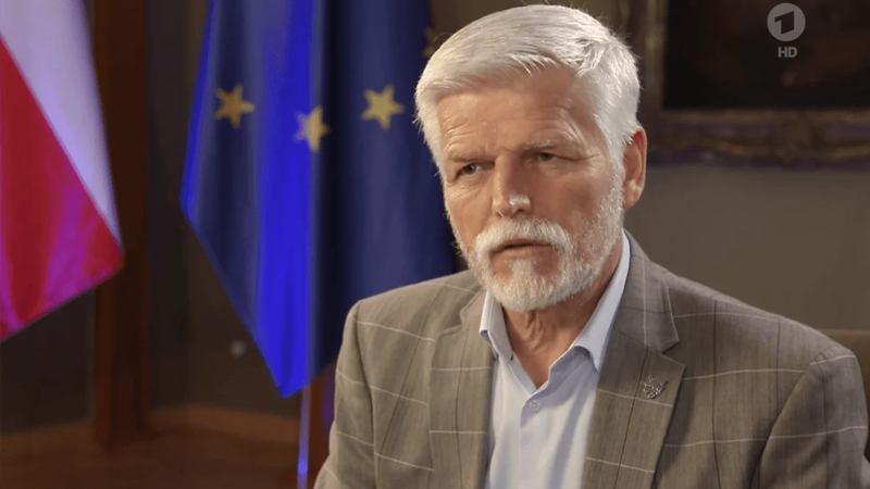 Çexiya prezidenti Avropanı tənqid etdi, NATO-nu Rusiyaya qarşı sərt addımlara çağırdı