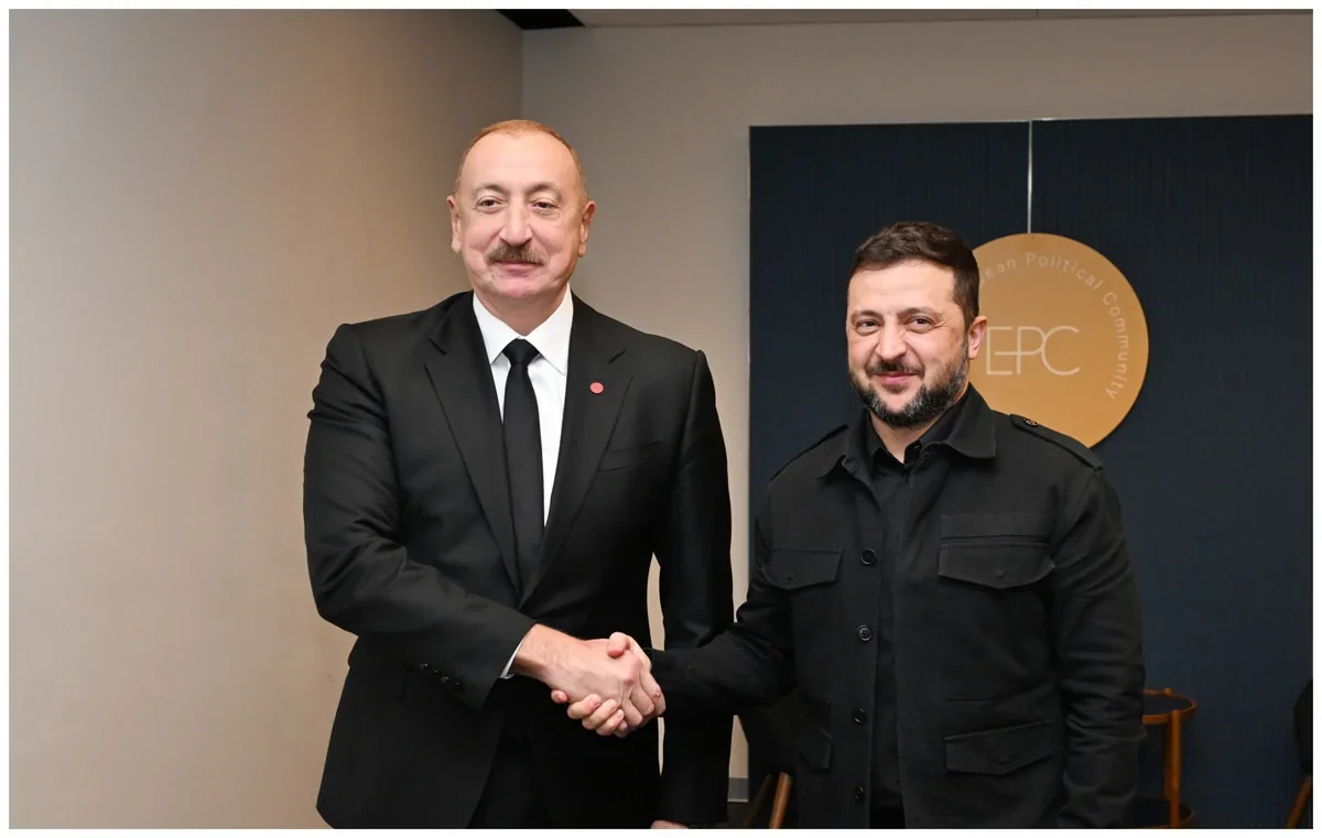 Zelenski İlham Əliyevə zəng etdi