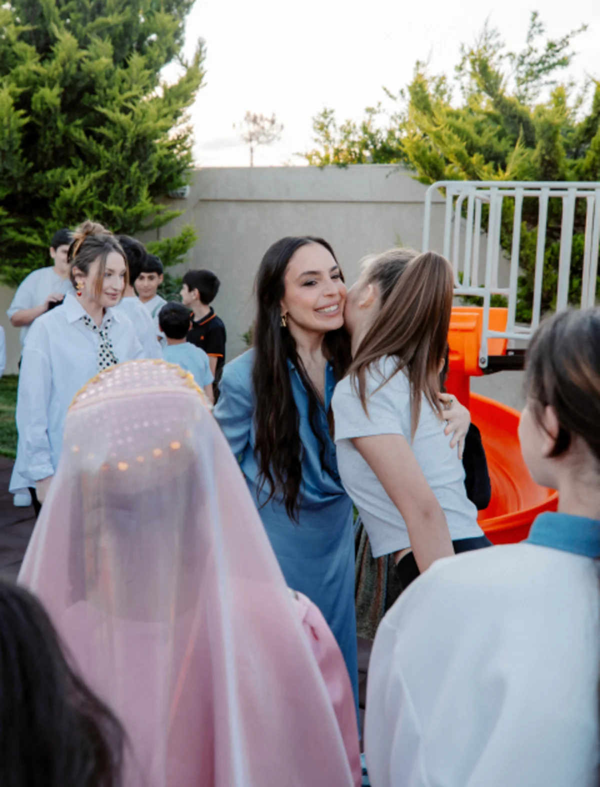 Leyla Əliyeva və Alona Əliyeva Sosial Reabilitasiya Mərkəzini ziyarət etdi (FOTO)