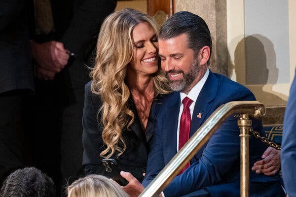 Trampın oğlu modellə evləndi (FOTO)