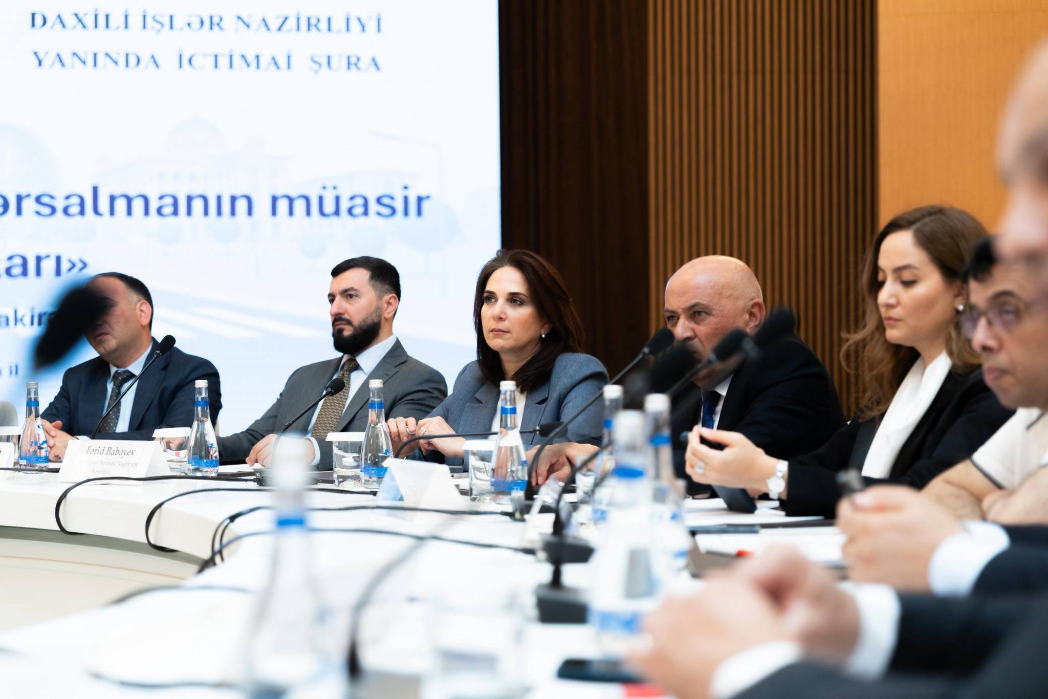 DİN yanında İctimai Şura şəhər təhlükəsizliyi və şəhərsalma mövzusunda ictimai müzakirə keçirdi (FOTO)