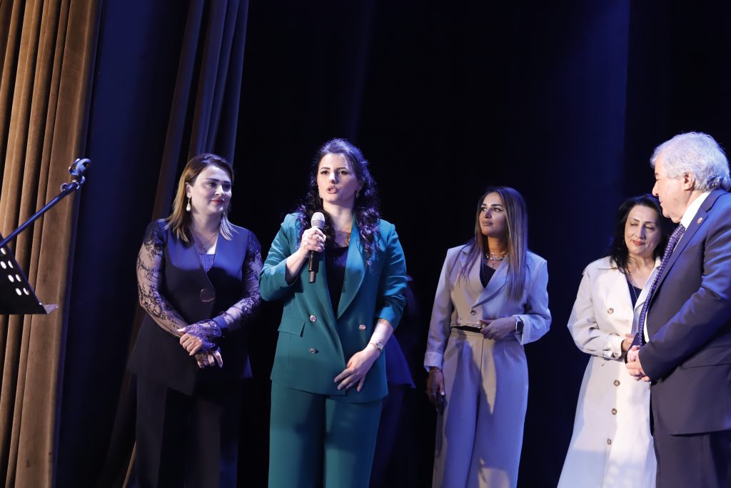 Şuşa Dövlət Teatrında Sabir Rüstəmxanlı poetik rüzgarı (FOTO)