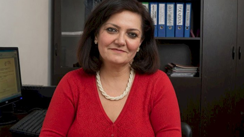 Rektor professoru işdən çıxardı, yeni vəzifəyə təyin etdi