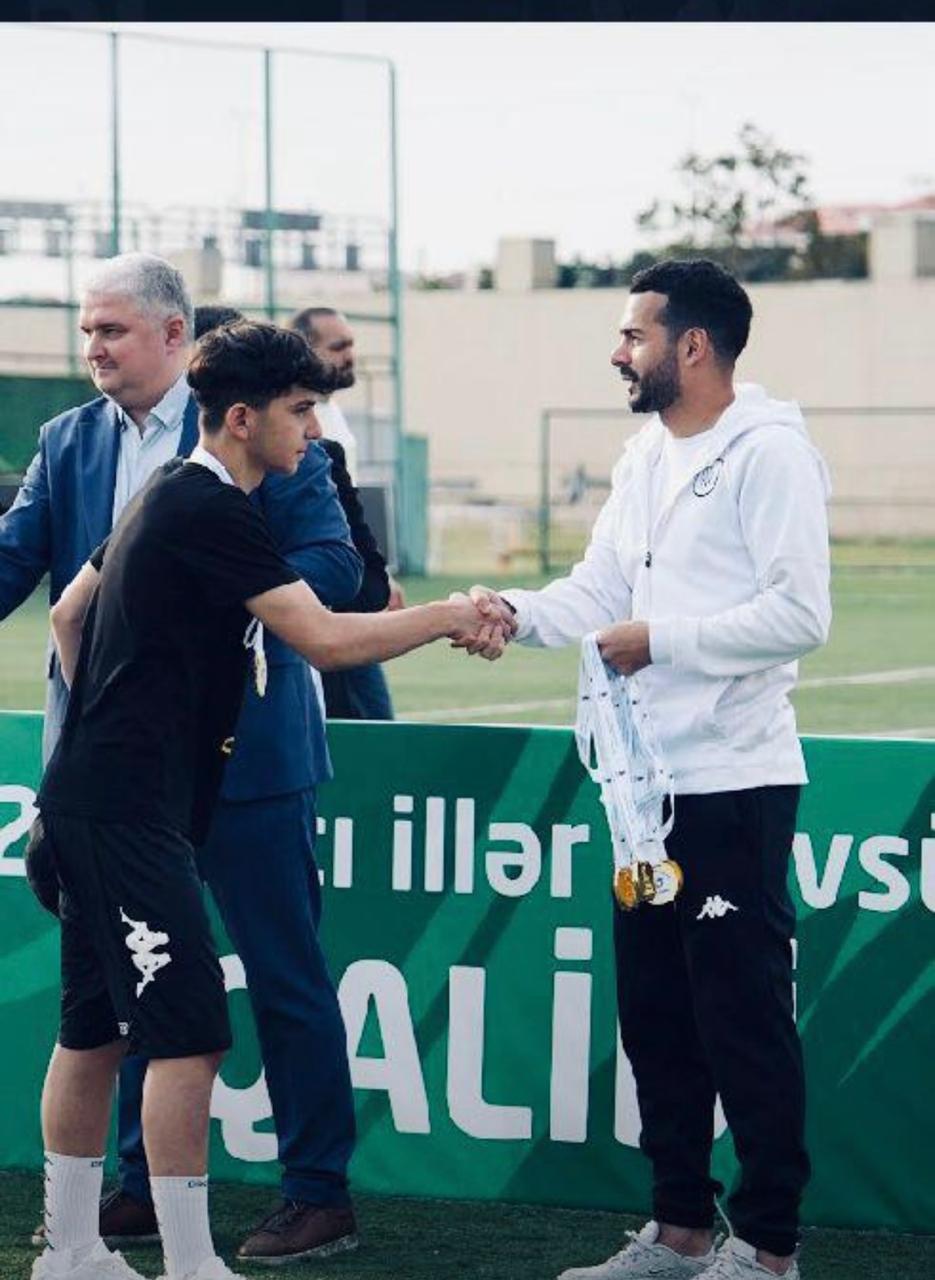 U-15 Liqasında çempion mükafatlandırıldı (FOTO)