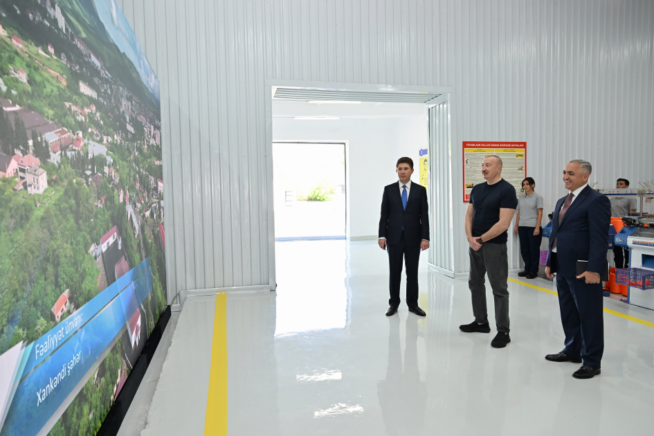 Prezident Şuşa və Xankəndiyə səfər etdi, sakinlərlə görüşdü (FOTO)