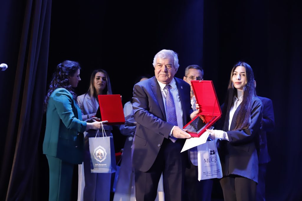 Şuşa Dövlət Teatrında Sabir Rüstəmxanlı poetik rüzgarı (FOTO)