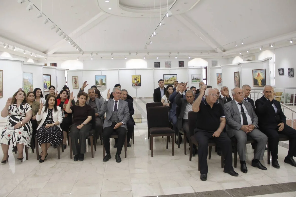 Naxçıvan Rəssamlar Birliyinə sədr seçildi (FOTO)