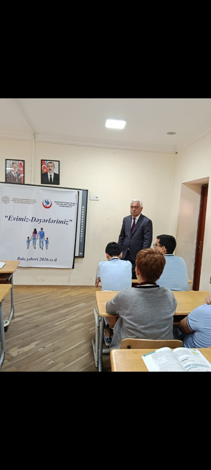 Demokratiyanın və Milli Dəyərlərin Təbliği İB 