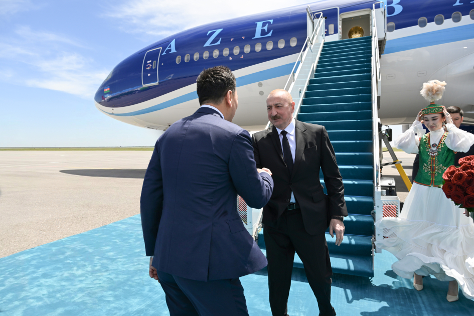 İlham Əliyev Qazaxıstanda işgüzar səfərdədir (FOTO)
