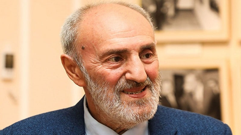 Akif İslamzadə xəstəxanadan evə buraxıldı