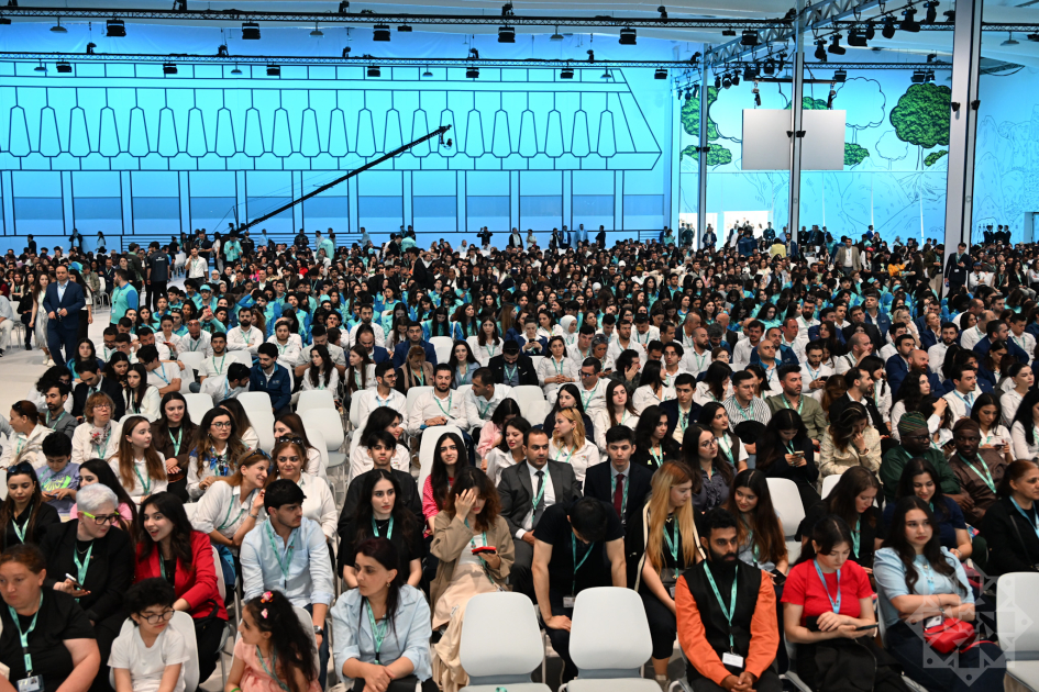WUF13 başa çatdı: Bağlanış mərasimi keçirildi (FOTO)