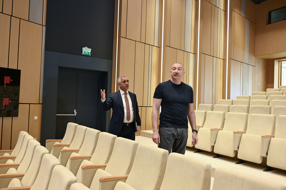 Prezident Şuşa və Xankəndiyə səfər etdi, sakinlərlə görüşdü (FOTO)