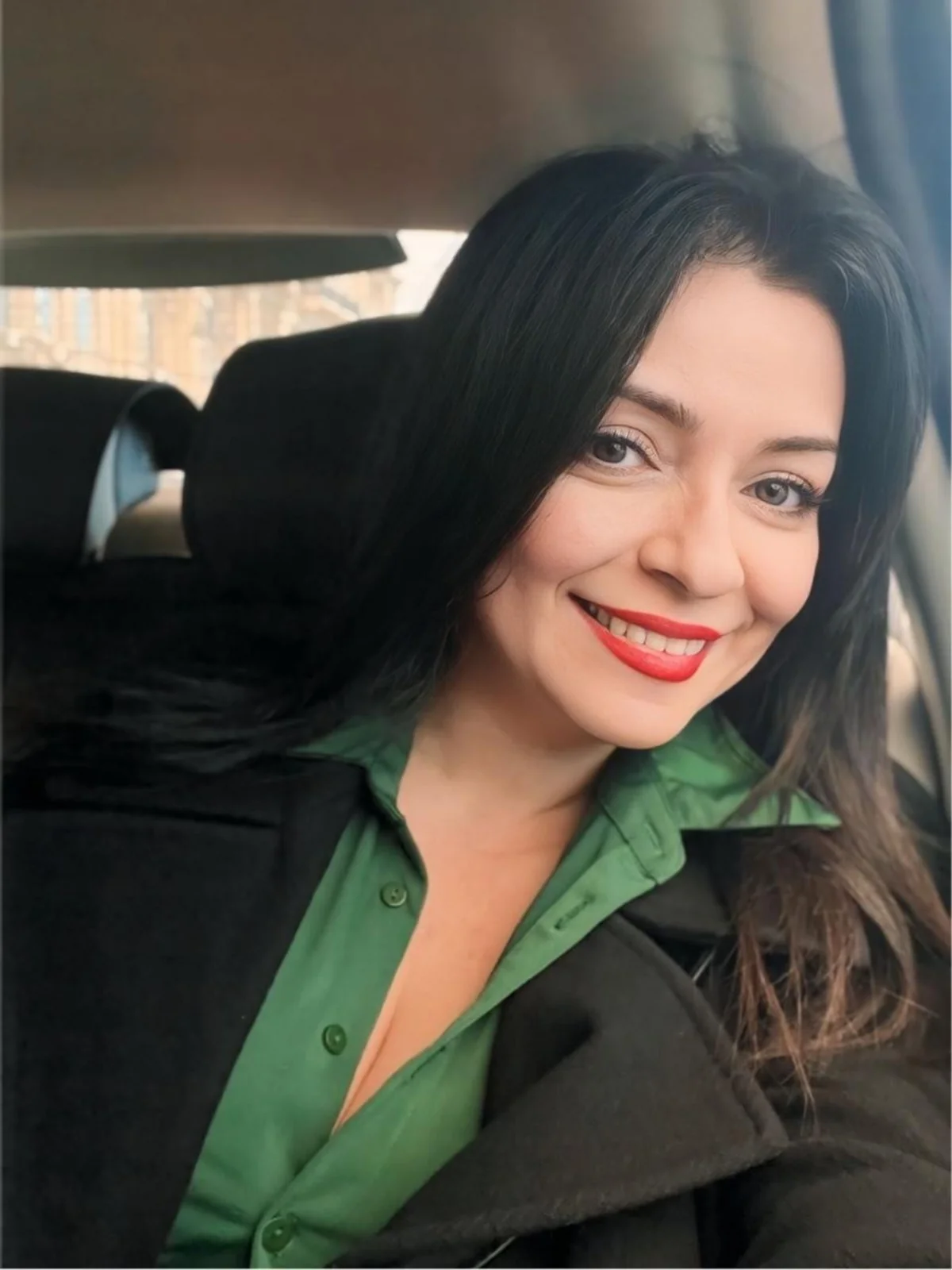 Azərbaycanlı rəssam beynəlxalq sərginin qalibi oldu (FOTO)