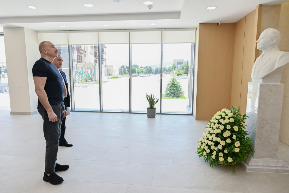Prezident Şuşa və Xankəndiyə səfər etdi, sakinlərlə görüşdü (FOTO)