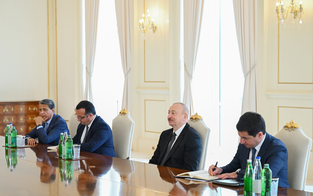 Prezident Slovakiya Milli Şurası sədrini qəbul etdi (FOTO)