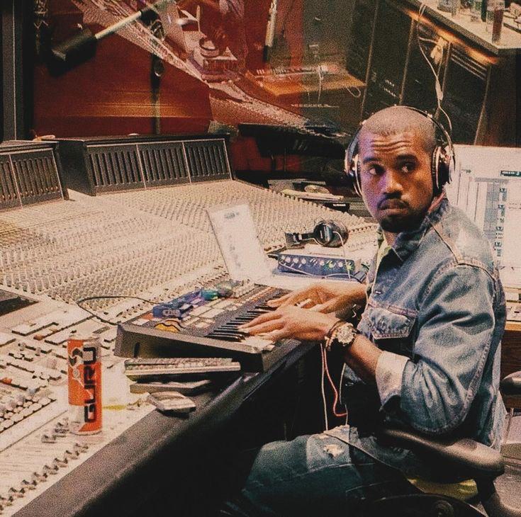 Dünya şöhrətli reper Kanye Uest Avropa turuna İstanbuldan başlayır (FOTO)