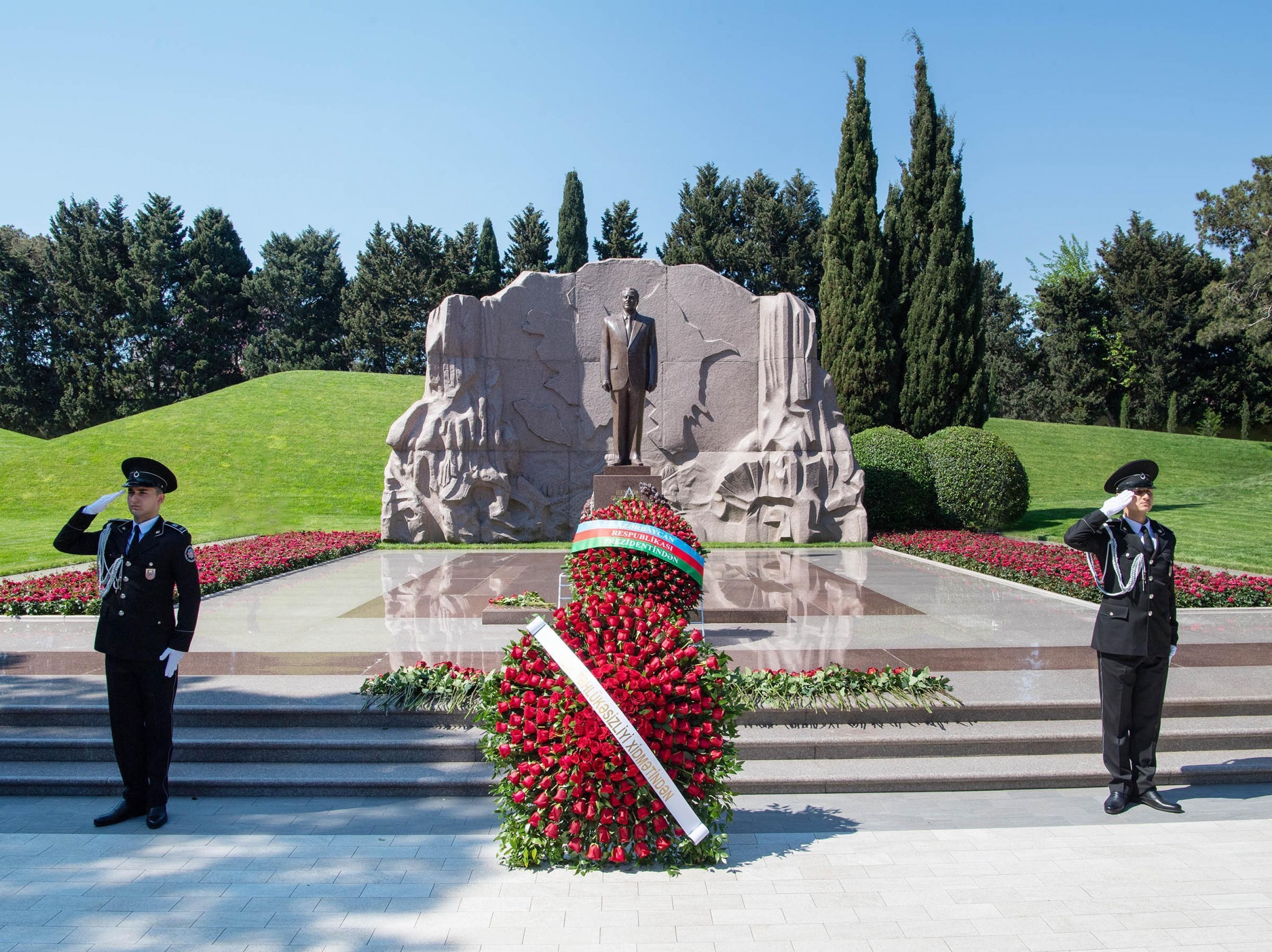 DTX-də Heydər Əliyevin anadan olmasının 103 illiyi qeyd olundu (FOTO)